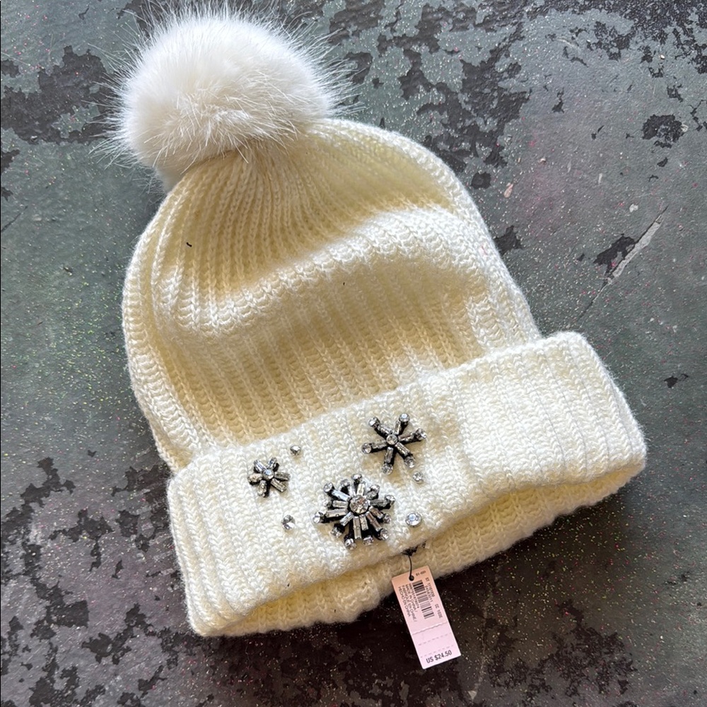 Victoria's Secret White Knit Pom-Pom Hat